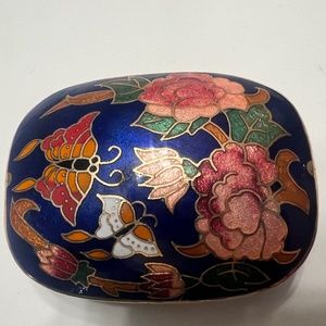 Royal blue vintage 1980's cloisonné pendant